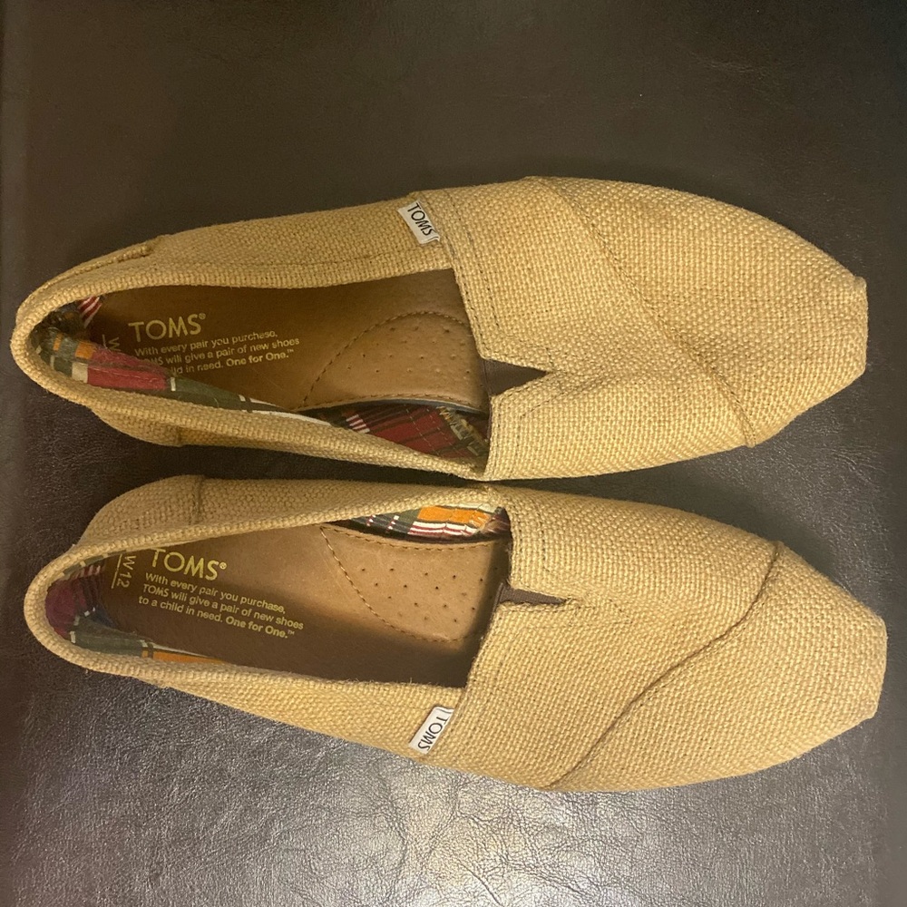 Burlap Toms